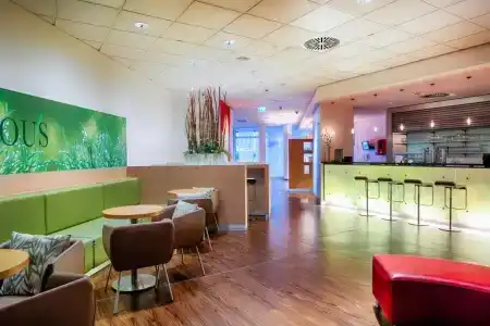 ibis Bonn - 23