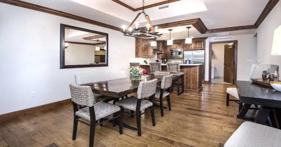 The Collection at the Ritz Carlton Residences - 55
