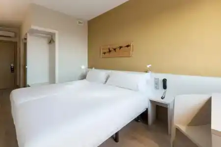 B&B Barcelona Viladecans - 7