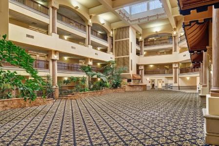 Radisson Airport - 28