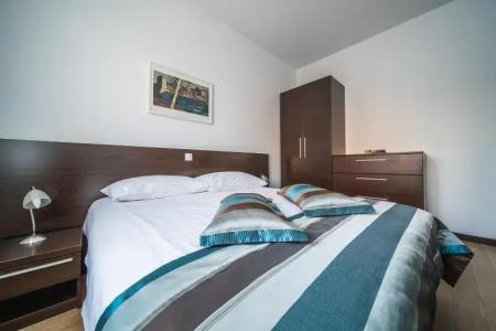 Pervanovo with Free Parking - 228