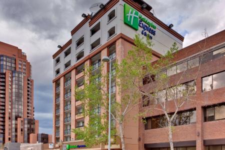 Holiday Inn Express and Suites, an IHG - 19