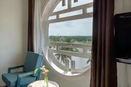Hoi An Aurora Riverside and Spa - 76