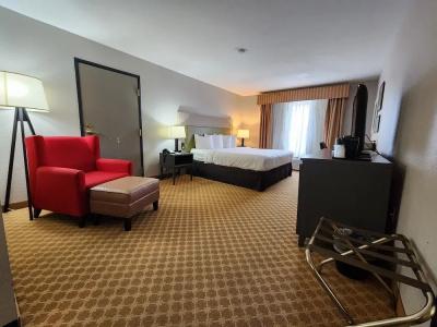 Country Inn & Suites by Radisson, West, KS - 48