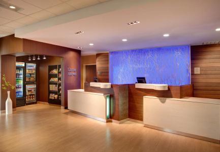 Fairfield Inn & Suites by Marriott New York/Fresh Meadows - 1