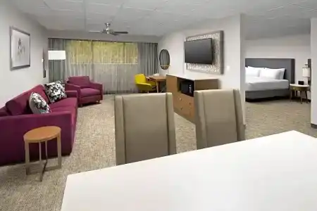 Comfort Inn & Suites San Antonio Airport - 57