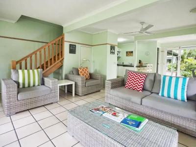 Coral Beach Noosa - 13