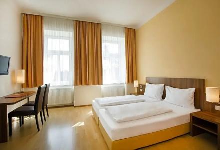 Hahn Vienna - 25