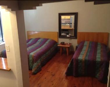 Sherbrooke All Suites - 1
