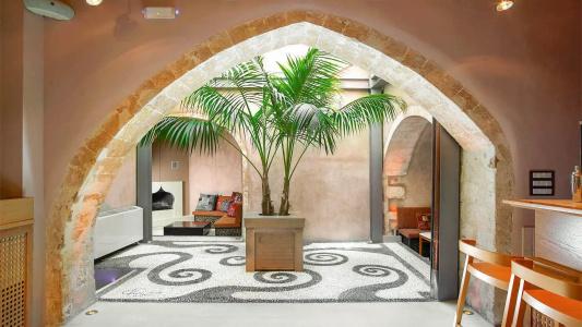 Elia Fatma Boutique - 12