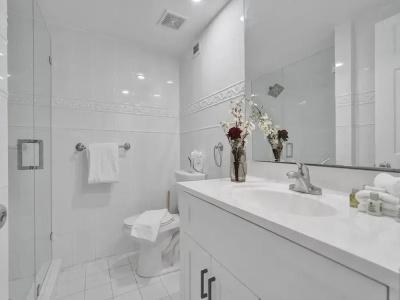 The Alexander All Suites - 108