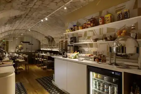 Best Western Bretagne Montparnasse - 10