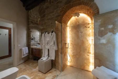 Donati Luxury Tower Suites - 64