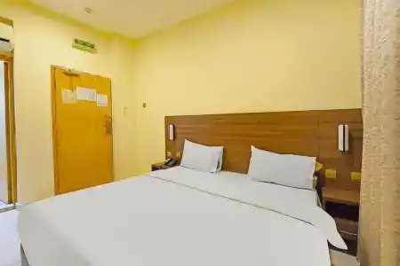 Emirates - 38