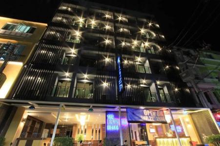 The Crystal Beach - 17