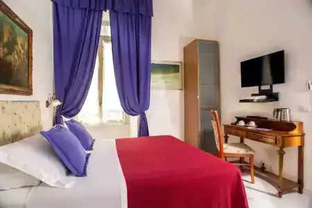 Roma Central Guest House - 89