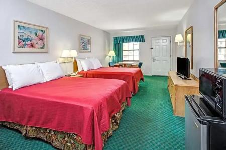 Traveby Wyndham Suites St Augustine - 111