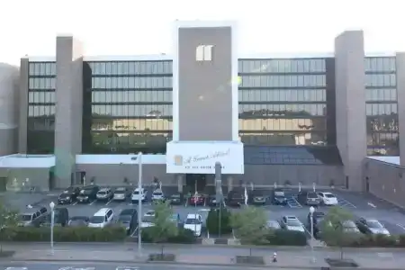 The Barclay Towers and Resort - 0