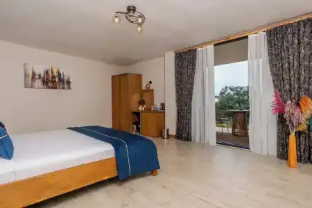 Vista Del Amor Faralya - 243