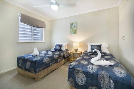 Sandy Shores Luxury Holiday Units - 18