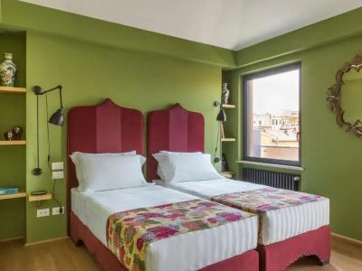 Rarity Suites - 50