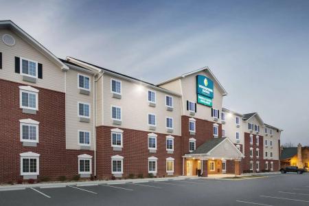 WoodSpring Suites - 34