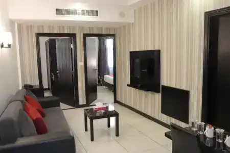Easy Inn Suites - 32