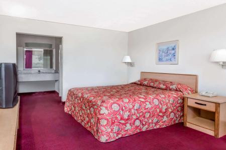 Knights Inn - - 20