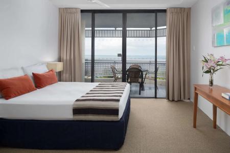 Rydges Esplanade - 3