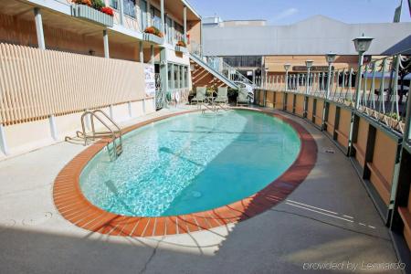 Civic Center Motor Inn - 8