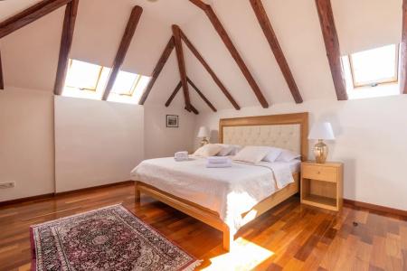 b&b Heritage Apolon - 48