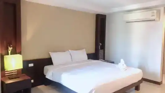 Tycoon Suite - 17