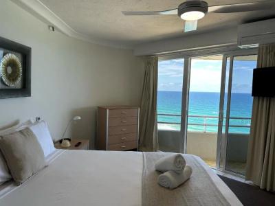 Zenith Ocean Front - 76