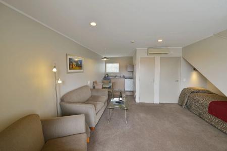 Brougham Heights - 9
