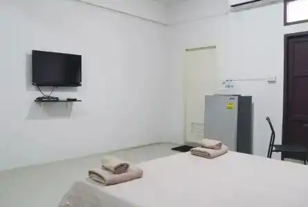 Baan Mai Guest House - 1