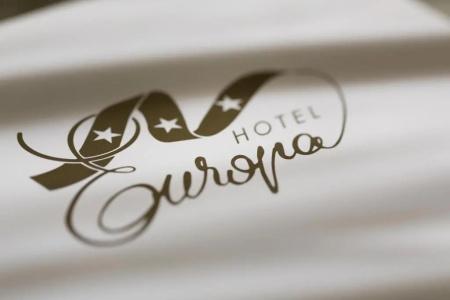 Europa - 81