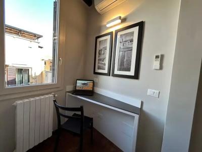 Aenea Superior Inn - 110