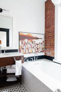 The Dwell, a Member of Designs - 111