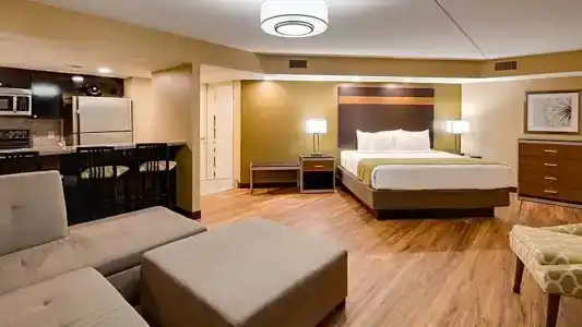 Best Western Plaza Inn - 116