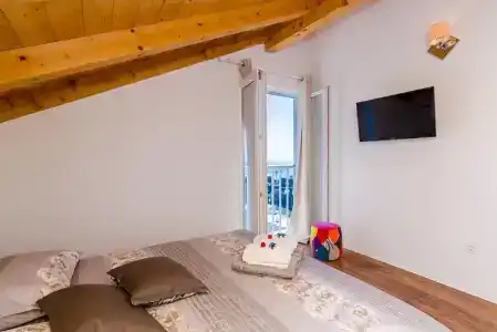 Guest House Nikolina - 0
