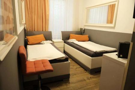 City Guesthouse Pension Berlin - 4
