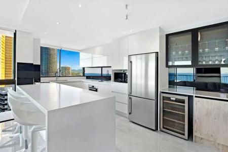 Ultiqa Beach Haven On Broadbeach - 371
