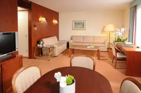 Maritim Bremen - 80
