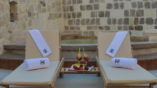 Phocas Cave Suites - 5