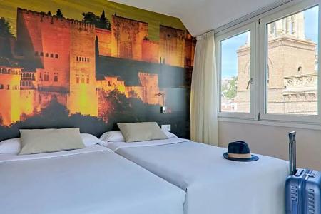 Granada Five Senses Rooms & Suites - 39