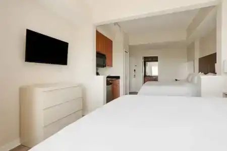 The Point & Suites Universal - 0