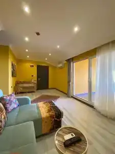 Roy Otel Akçay - 109