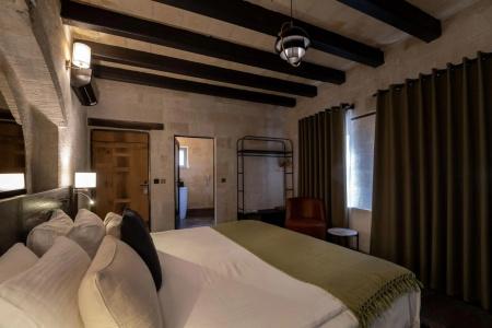 Artemis Cave Suites & Spa - 13