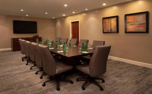 Courtyard by Marriott Sarasota/Riverfront - 16