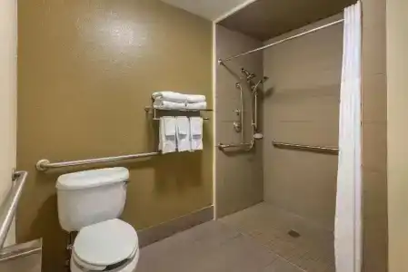 Comfort Suites - 23